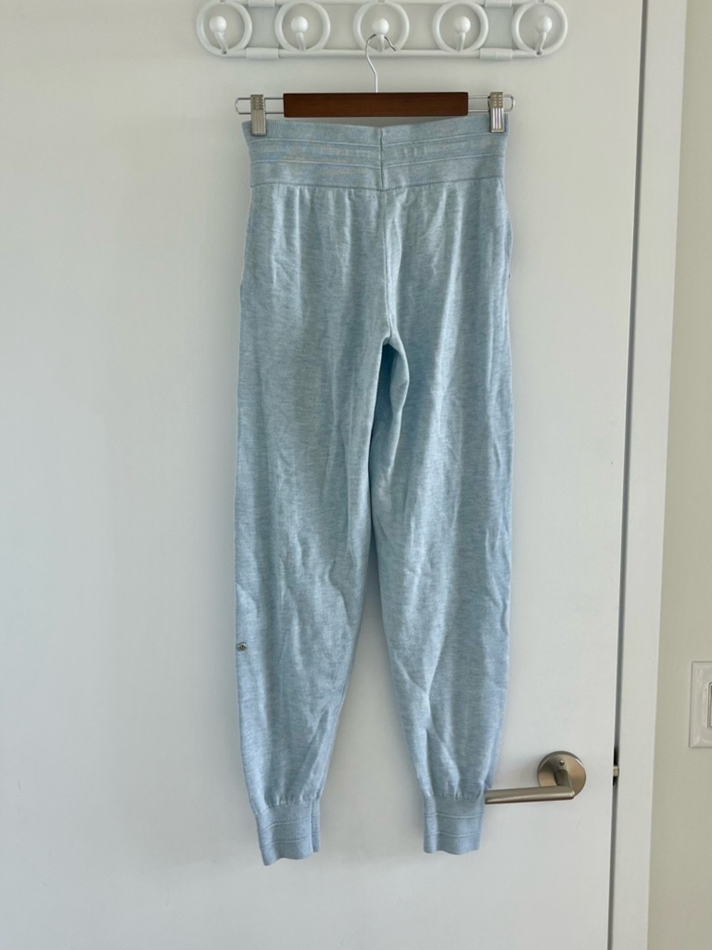 Lululemon Apres Your Way Jogger *29"
Heathered Starlight - Picture 7 of 8